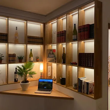 Apartment Luxurious And Glamorous *